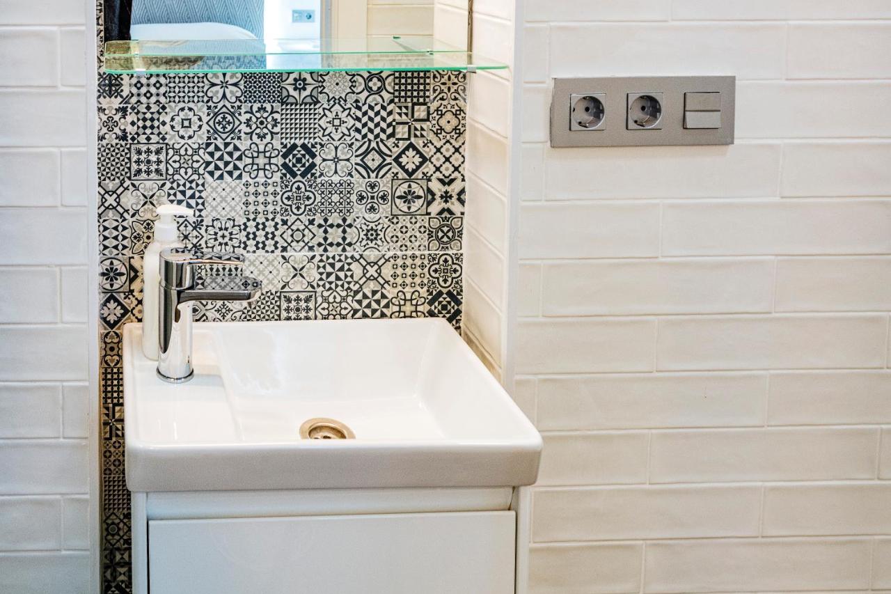 Aparbel Flota Apartment Sevilla Bagian luar foto