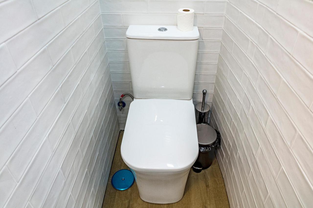 Aparbel Flota Apartment Sevilla Bagian luar foto