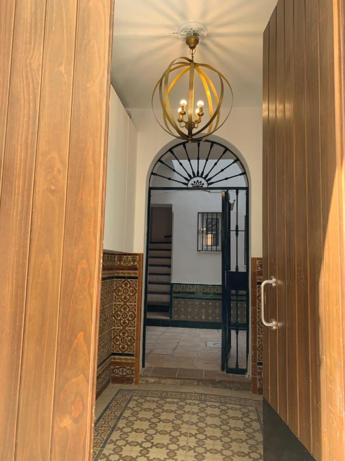 Aparbel Flota Apartment Sevilla Bagian luar foto
